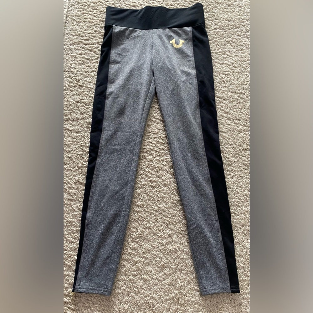 XS True Religion Woman’s Sequin Logo Performance Activewear Leggings Black/Grey